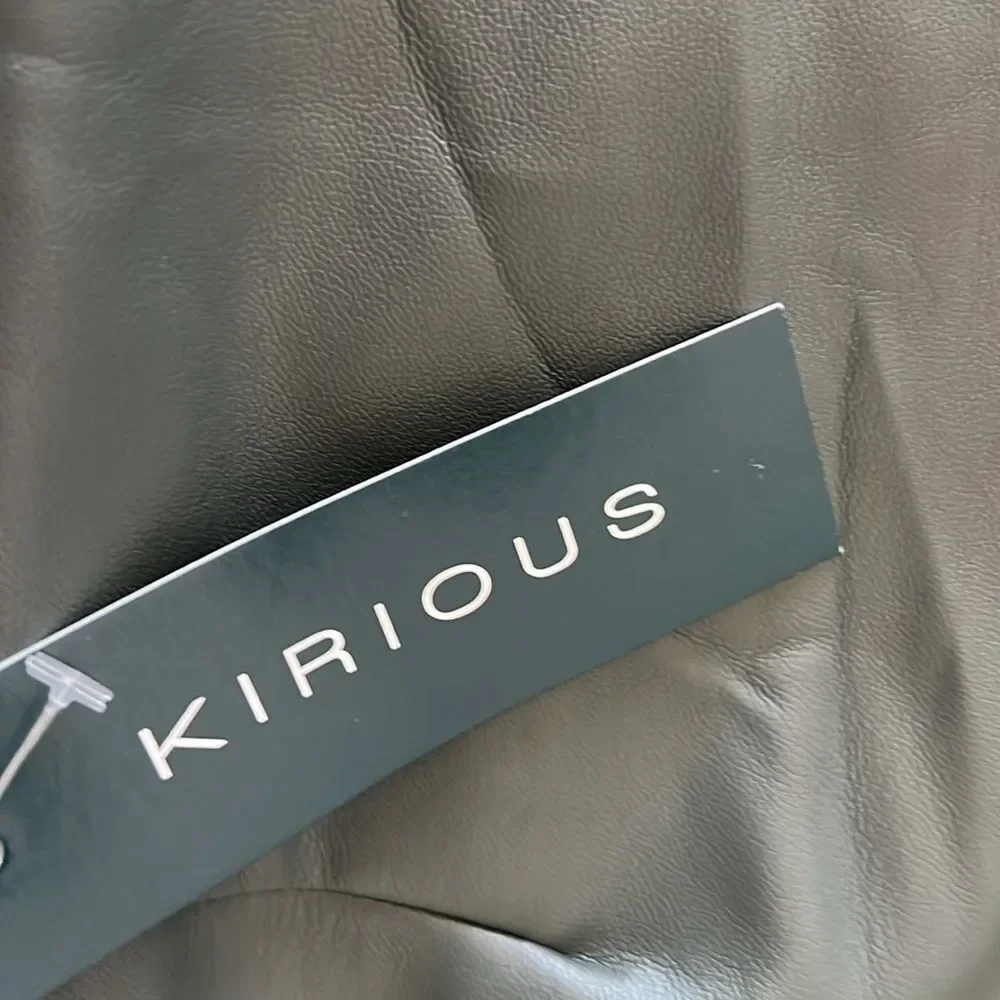 NWT KIRIOUS Women’s Green Sleeveless Crop Faux Leather Tank Top Sz L